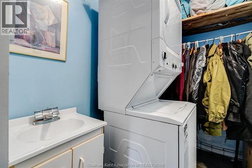 29338 Jane Road Unit# 52, Thamesville, ON - Indoor Photo Showing Laundry Room