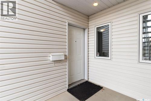 3918 7Th Avenue E, Regina, SK - Outdoor With Exterior