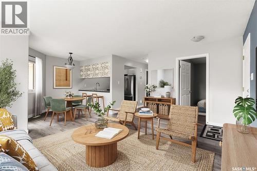 3918 7Th Avenue E, Regina, SK - Indoor Photo Showing Living Room