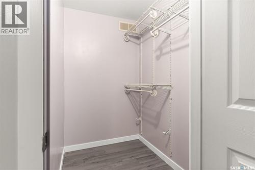 3918 7Th Avenue E, Regina, SK - Indoor