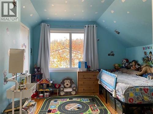 4711 Spruce Avenue, Fort Nelson, BC - Indoor Photo Showing Bedroom