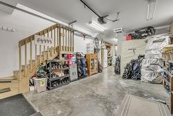Garage - 