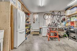 Garage - 
