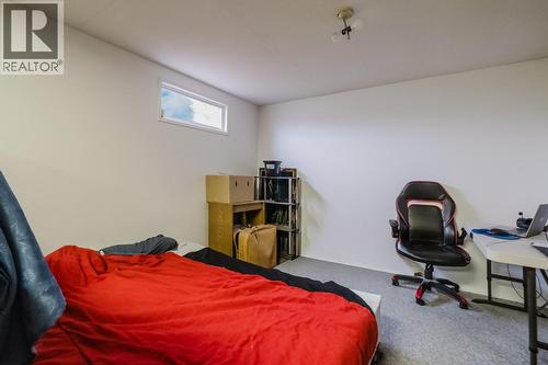 1055 Jasmine Road, Kelowna, BC - Indoor Photo Showing Bedroom