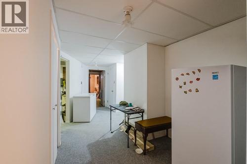 1055 Jasmine Road, Kelowna, BC - Indoor Photo Showing Other Room