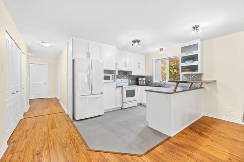 Kitchen - 3-1310 Ch. Du Coteau-Rouge, Longueuil (Le Vieux-Longueuil), QC - Indoor Photo Showing Kitchen