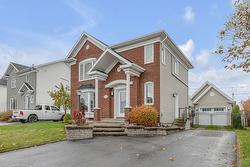 854 Rue de l'Oseille  Lévis (Les Chutes-De-La-Chaudière-Est), QC G6Z 3J5