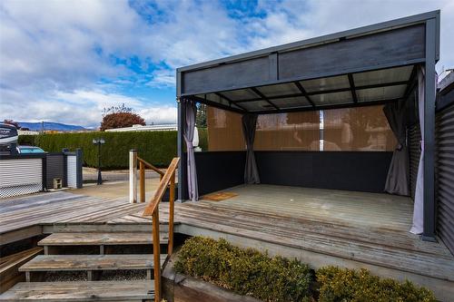 332-415 Commonwealth Road, Kelowna, BC - Outdoor With Exterior