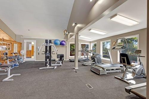332-415 Commonwealth Road, Kelowna, BC - Indoor Photo Showing Gym Room