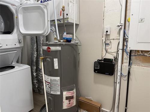 2 587 Tremblay Street, Winnipeg, MB - Indoor Photo Showing Laundry Room