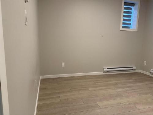2 587 Tremblay Street, Winnipeg, MB - Indoor Photo Showing Other Room