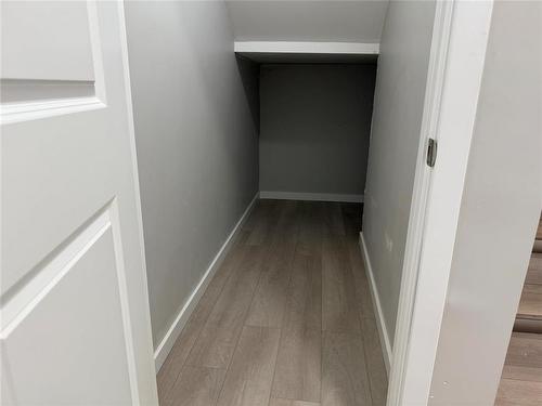 2 587 Tremblay Street, Winnipeg, MB - Indoor Photo Showing Other Room