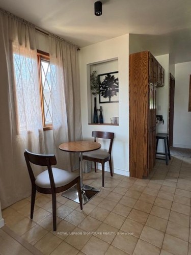 7321 Fern Avenue, Niagara Falls, ON - Indoor Photo Showing Dining Room