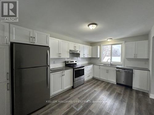 1 - 83 Marlborough Avenue, London South (South I), ON - Indoor Photo Showing Kitchen