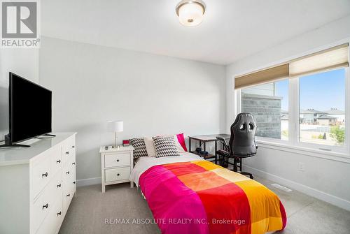 29 Mac Beattie Drive S, Arnprior, ON - Indoor Photo Showing Bedroom