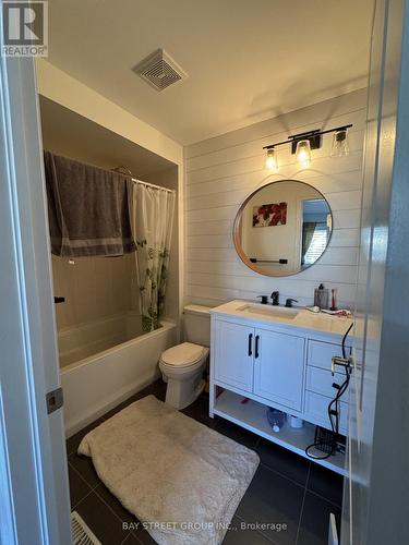 Master Bedroom - 51 Dominion Crescent, Niagara-On-The-Lake (St. Davids), ON - Indoor Photo Showing Bathroom