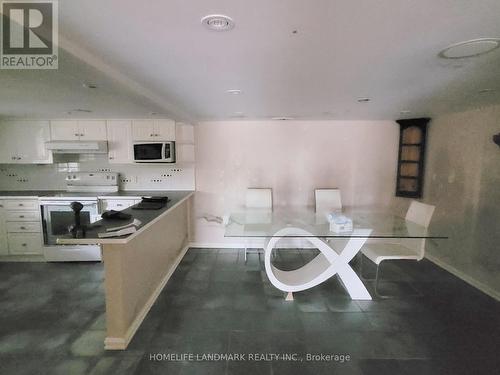 4209 Bath Road, Kingston, ON - Indoor Photo Showing Kitchen