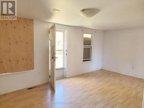 4209 Bath Road, Kingston, ON - Indoor Photo Showing Other Room