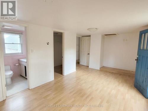 4209 Bath Road, Kingston, ON - Indoor