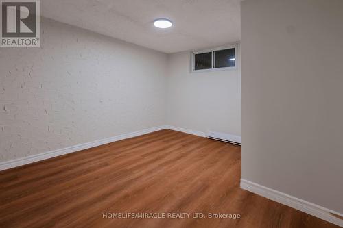 1728 Mckeown Avenue, North Bay, ON - Indoor Photo Showing Other Room
