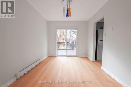 1728 Mckeown Avenue, North Bay, ON - Indoor Photo Showing Other Room