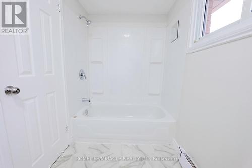1728 Mckeown Avenue, North Bay, ON - Indoor Photo Showing Bathroom