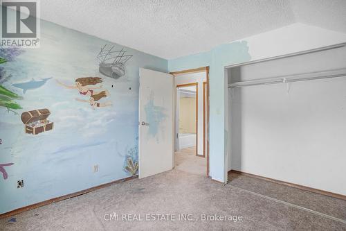 135 Madison Avenue S, Kitchener, ON - Indoor Photo Showing Other Room