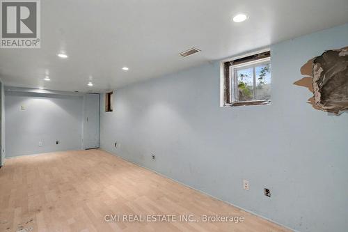 135 Madison Avenue S, Kitchener, ON - Indoor Photo Showing Other Room