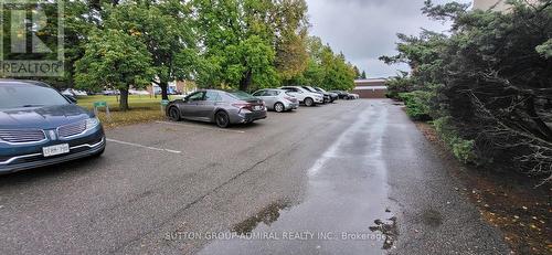 215 Dolomite Drive, Toronto, ON 