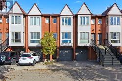 537 - 895 MAPLE AVENUE  Burlington, ON L7S 2H7