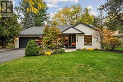 1688 MISSENDEN CRESCENT  Mississauga, ON L5J 2T4