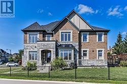 123 MITCHELL PLACE  Newmarket, ON L3Y 0E2