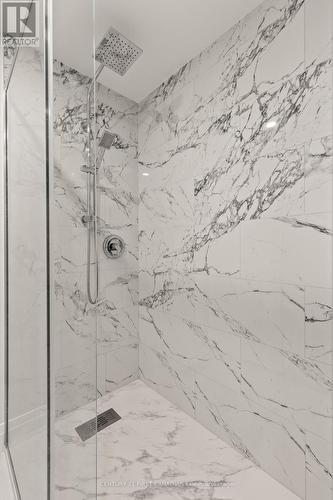 53 - 355 Sandringham Crescent, London South (South R), ON -  Photo Showing Bathroom