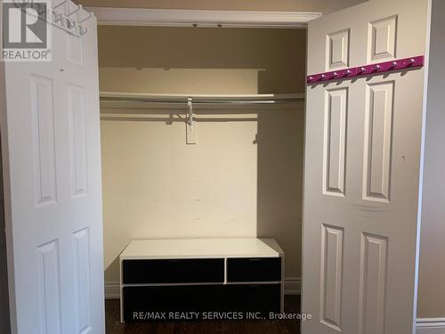 201 Bristol Road E, Mississauga, ON - Indoor