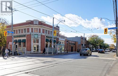 894 College Street, Toronto, ON 