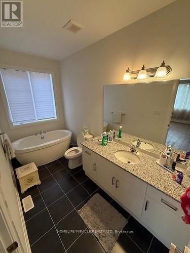 81 Morning Sparrow Drive, Vaughan, ON - Indoor Photo Showing Bathroom