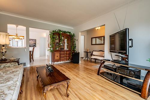 Salon - 235 Rue De La Madone, Trois-Rivières, QC - Indoor Photo Showing Living Room