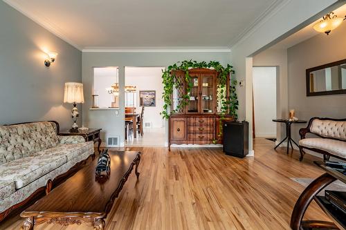 Salon - 235 Rue De La Madone, Trois-Rivières, QC - Indoor Photo Showing Living Room