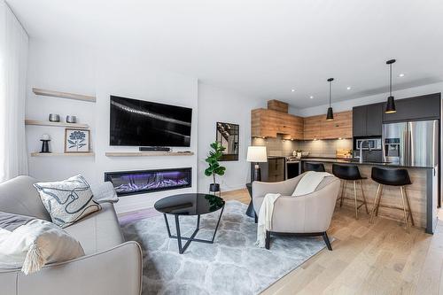 Living room - 14 Place Boulay, Saint-Basile-Le-Grand, QC 