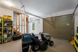 Garage - 