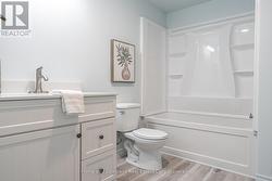 Basement Level 4 Piece Bathroom - 
