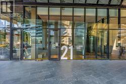 310 - 21 LAWREN HARRIS SQUARE  Toronto, ON M5A 0T4