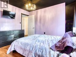 Primary Bedroom with walk-in closet - 