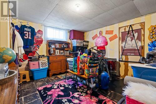 85 Golden Boulevard W, Welland (Lincoln/Crowland), ON - Indoor