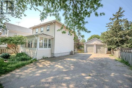 249 RUSSELL AVENUE  St. Catharines (Downtown), ON L2R 1X1