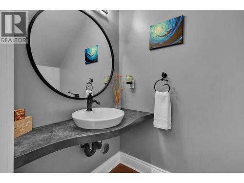 5226 Cranbrook Hill Road, Prince George, BC - Indoor Photo Showing Bathroom