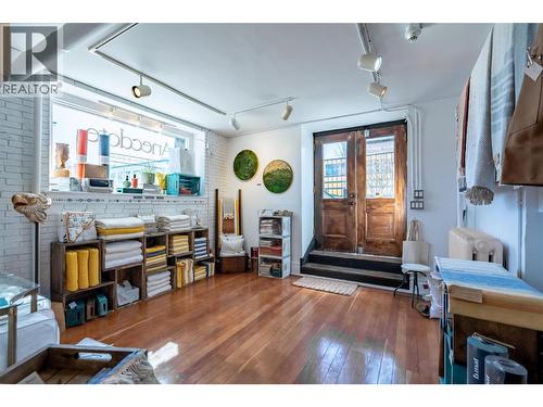 2004 Columbia Avenue, Rossland, BC 