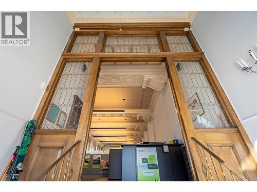 2004 Columbia Avenue, Rossland, BC 