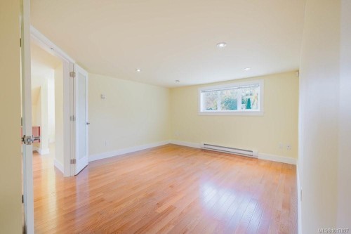 1865 Quamichan St, Victoria, BC 