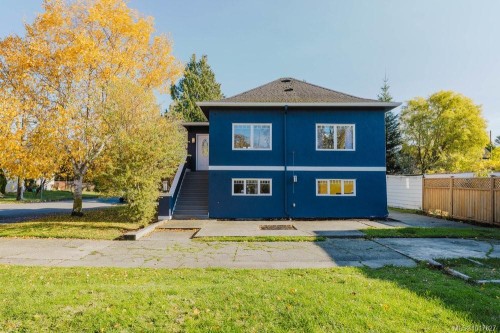 1865 Quamichan St, Victoria, BC 